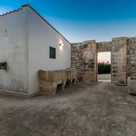 Tenuta Masseria Cocciolicchio * Lecce